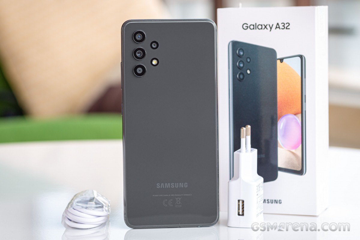  Samsung Galaxy A32 4G на рассмотрении 
